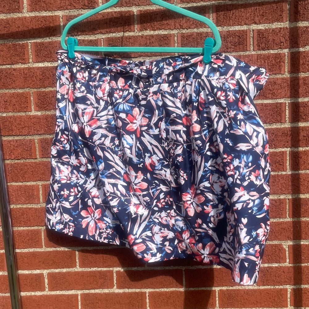 Saint Johns Bay Plus Size Floral Skort 3x with Tie